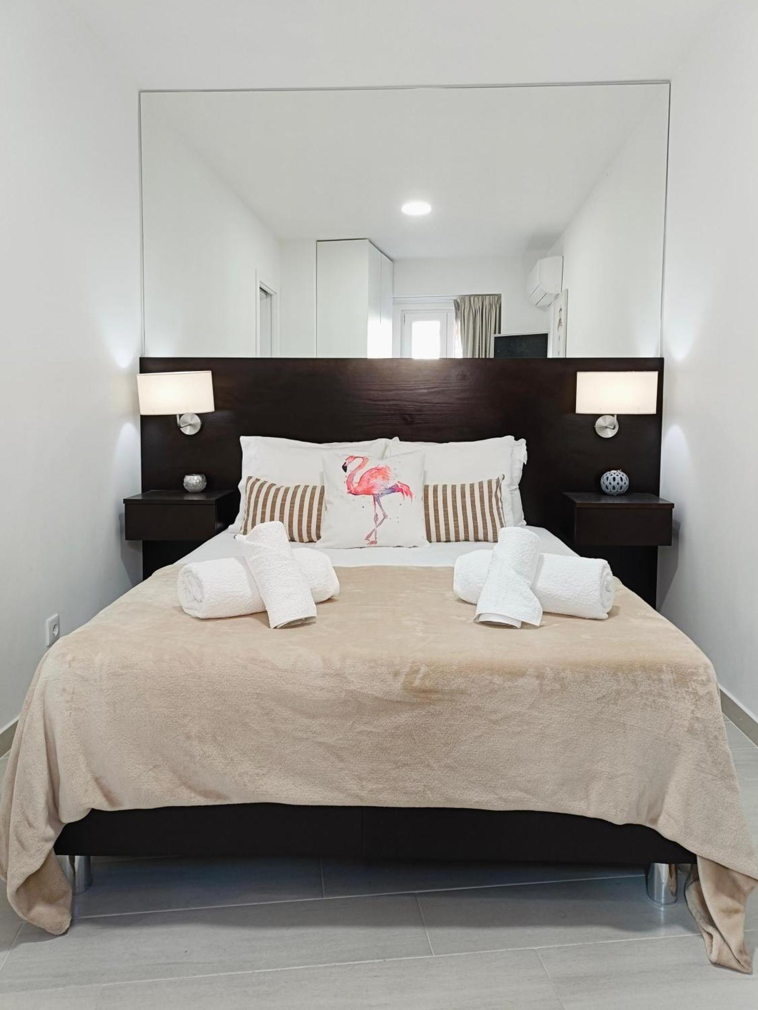 Flamingo Apartment เซซิมบรา ภายนอก รูปภาพ